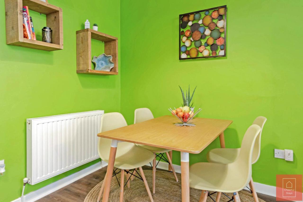 Cheerful Stays: Spacious Flat In Vibrant Leith Édimbourg Extérieur photo