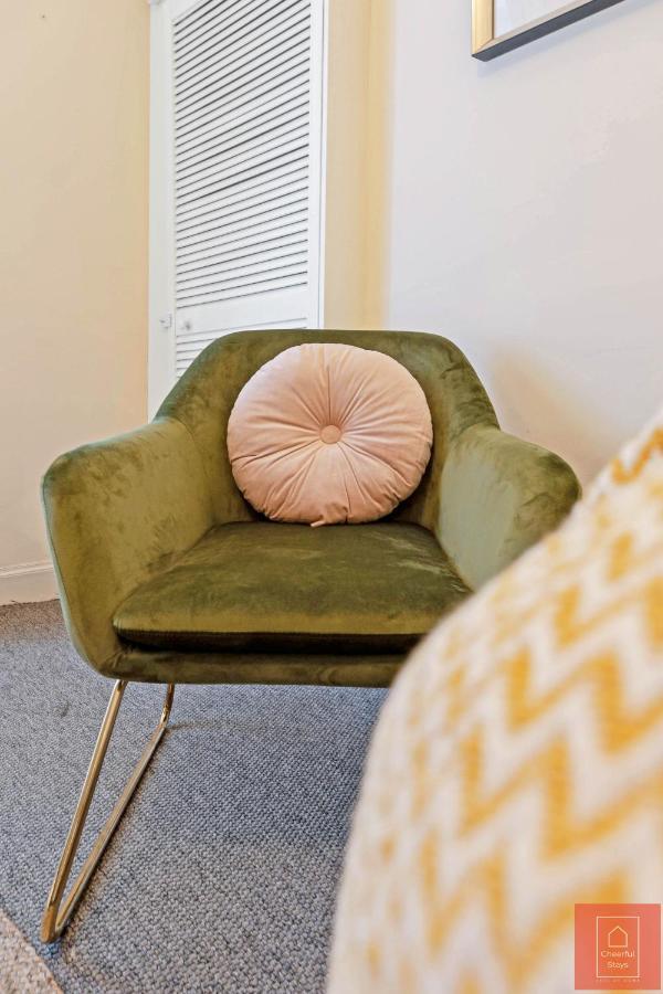 Cheerful Stays: Spacious Flat In Vibrant Leith Édimbourg Extérieur photo