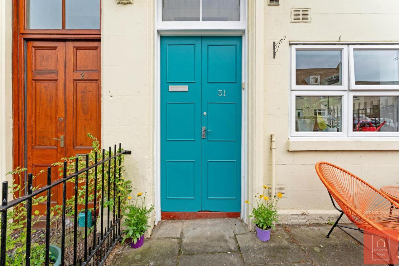 Cheerful Stays: Spacious Flat In Vibrant Leith Édimbourg Extérieur photo